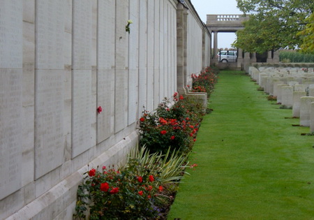 LOOS MEMORIAL